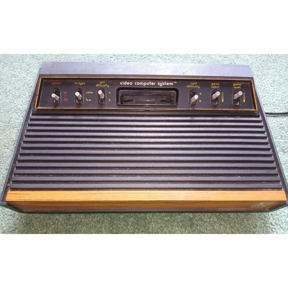 Woodgrain Atari Console - Picture 4 of 8